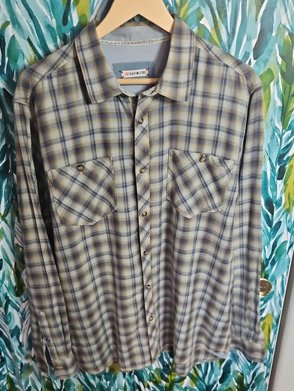 32 Bar Blues Light Blue and Cream Plaid Casual Button-Down Shirt - Size L